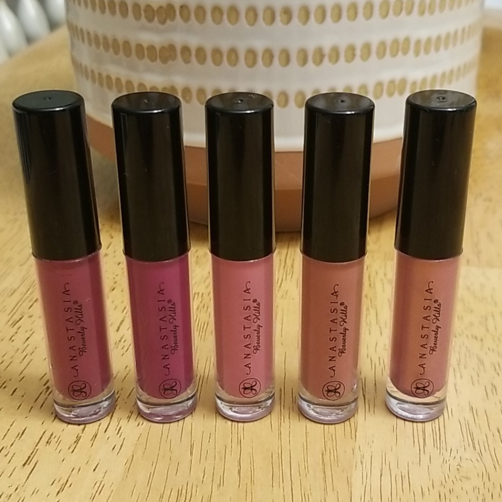 Set of 5 mini Anastasia Beverly Hills lip glosses